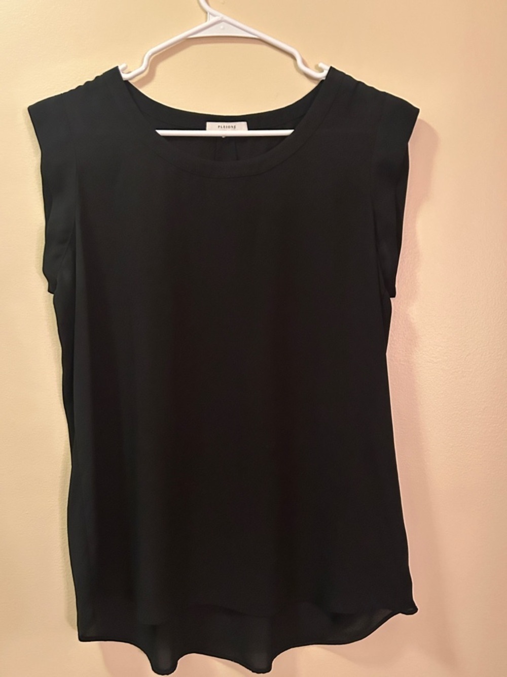 Pleione Black Cap Sleeve Camisole Top